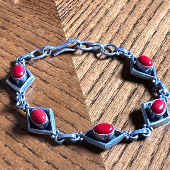 Women 925 sterling silver red corals bracelet